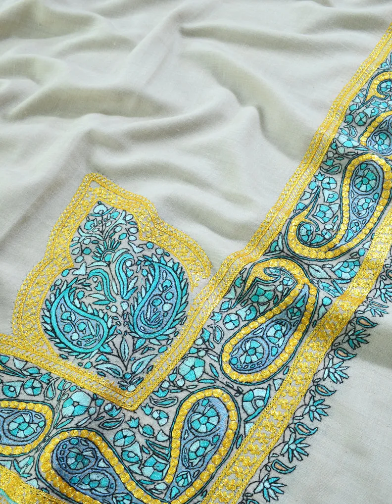 White Pashmina Shawl in Sozni & Tilla 5972